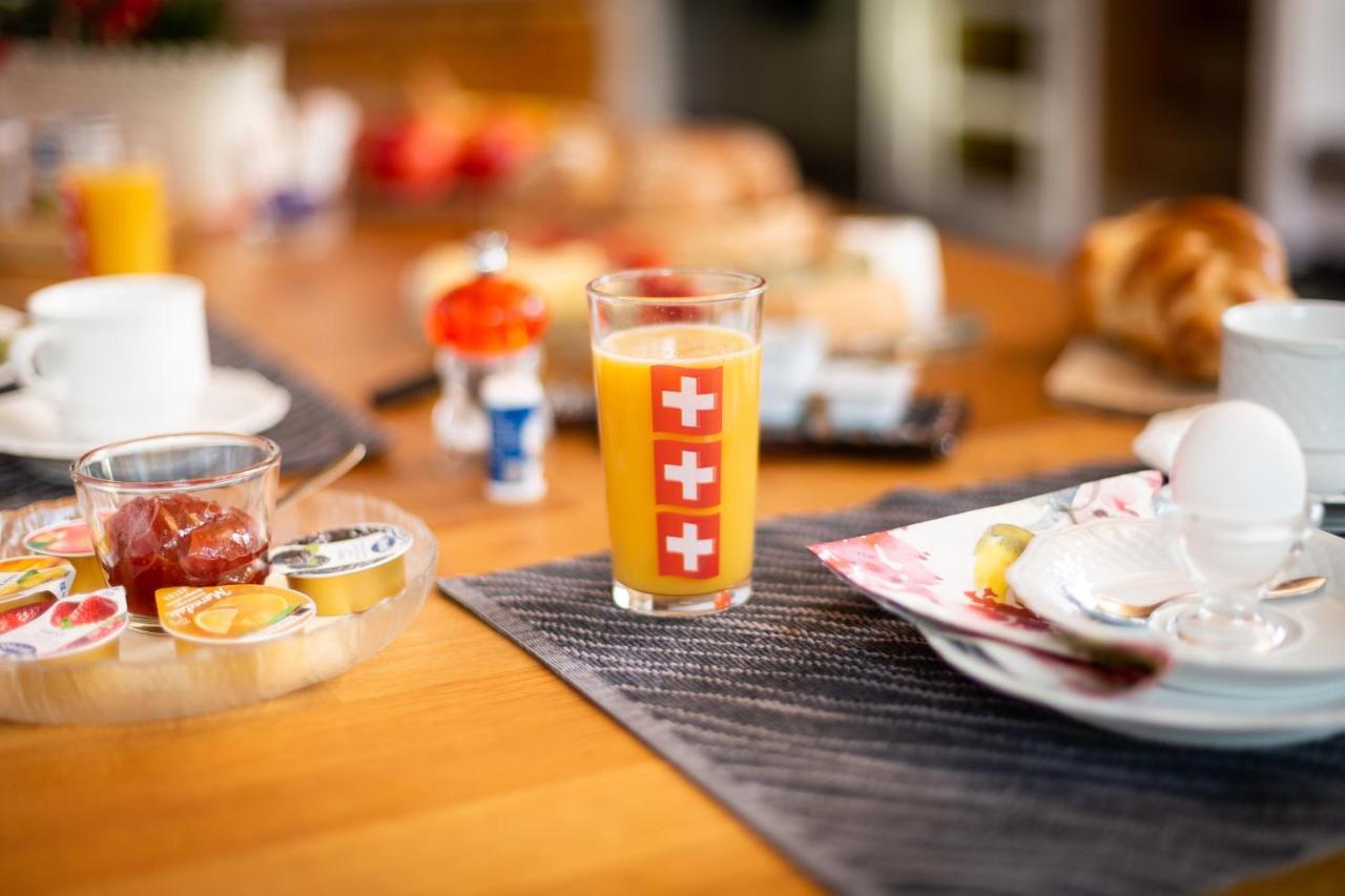 Mybednbreakfast In Bottmingen Bed & Breakfast エクステリア 写真