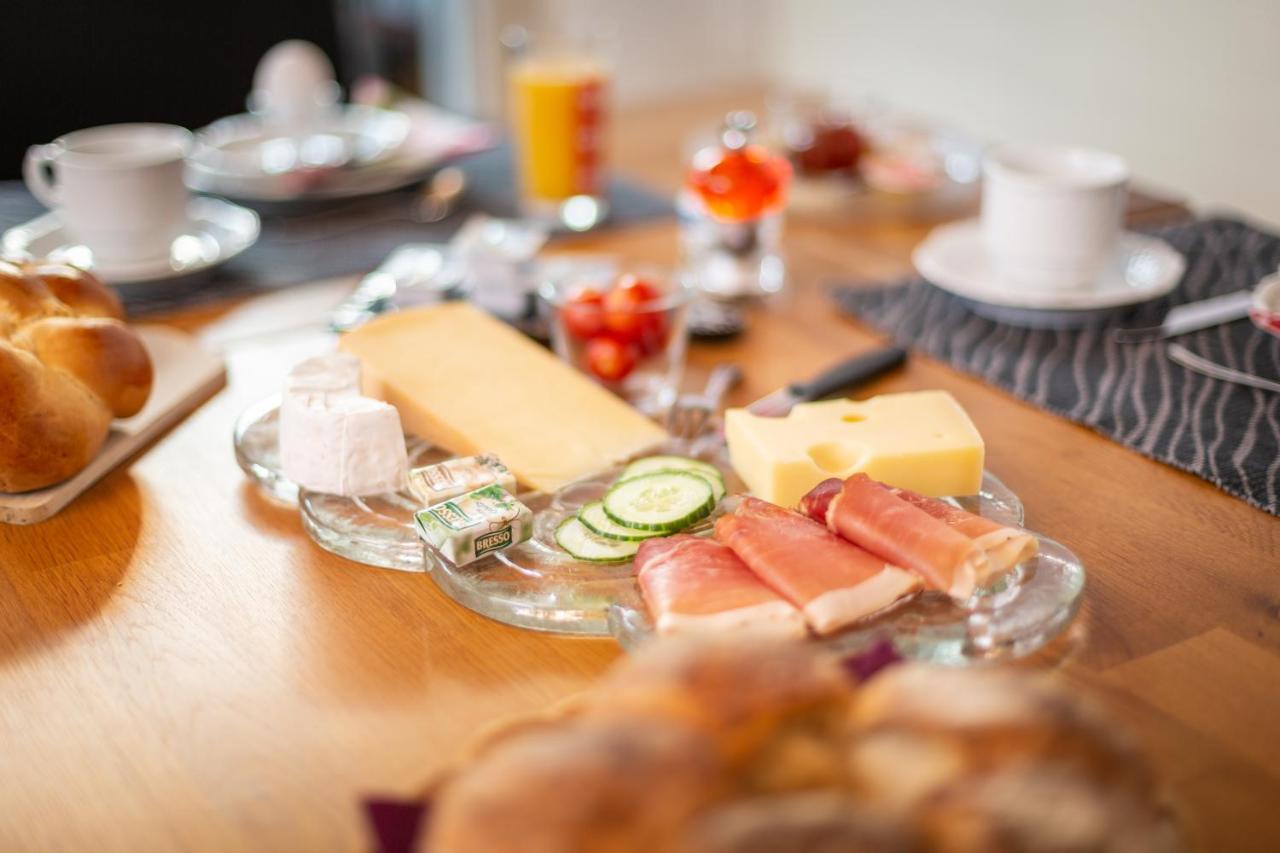 Mybednbreakfast In Bottmingen Bed & Breakfast エクステリア 写真